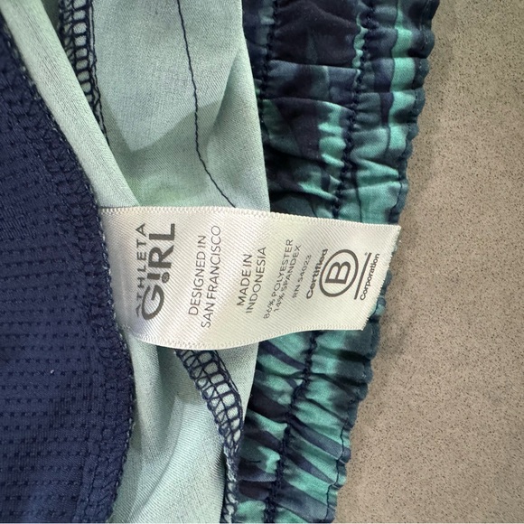 Athleta Girl Shorts - Picture 10 of 11